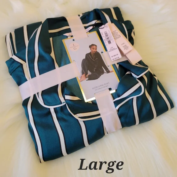 ✨️SOLD✨️💚Victoria's Secret Satin Long Sleeve Pajama Set L💚 - Picture 1 of 4
